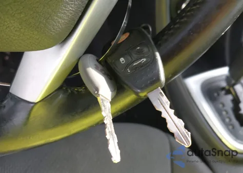 2011 Chrysler 200 Touring from USA, damaged, VIN 1C3BC1FG5BN552470